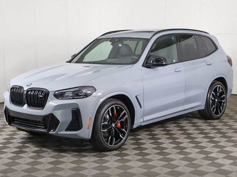 Used 2024 BMW X3 M40i w/ Parking Assistance Package AWD/4WD image 9
