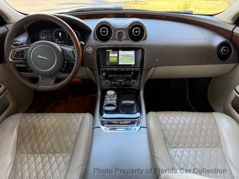 Used 2016 Jaguar XJ L Portfolio image 29