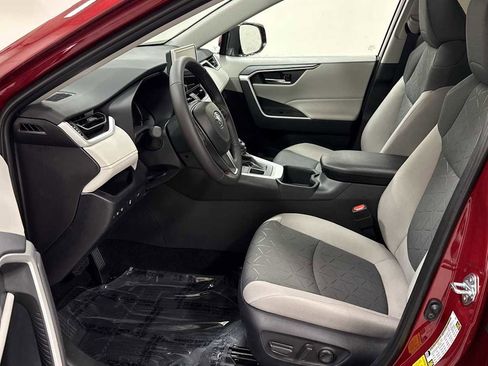 New 2025 Toyota RAV4 XLE image 13