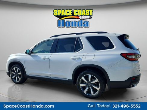 Certified 2023 Honda Pilot Elite image 11