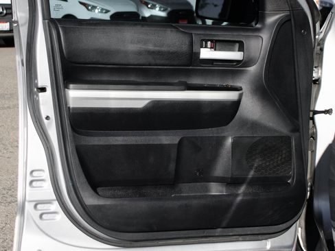 Used 2016 Toyota Tundra SR5 w/ TRD Off Road Package image 15