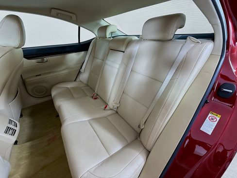 Used 2015 Lexus ES 350 image 23