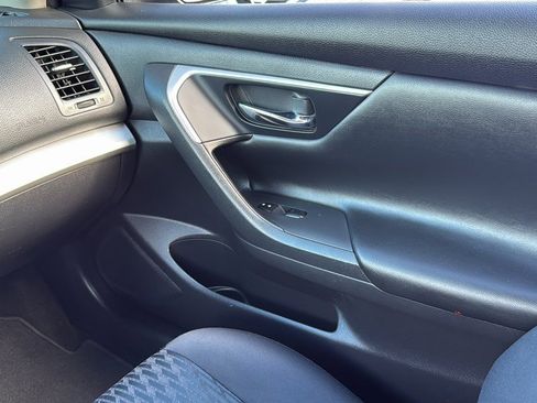 Used 2018 Nissan Altima 2.5 S w/ S Convenience Package image 13