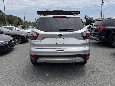Used 2017 Ford Escape Titanium FWD image 5