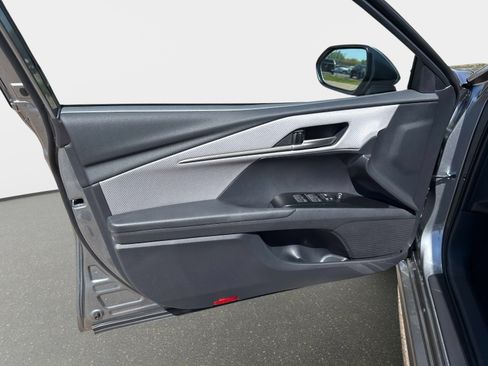 New 2026 Toyota Camry SE FWD image 17
