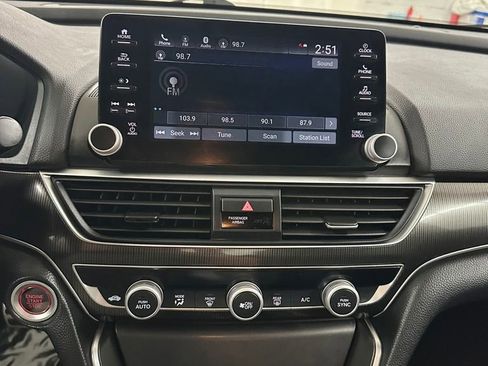 Used 2022 Honda Accord Sport image 19