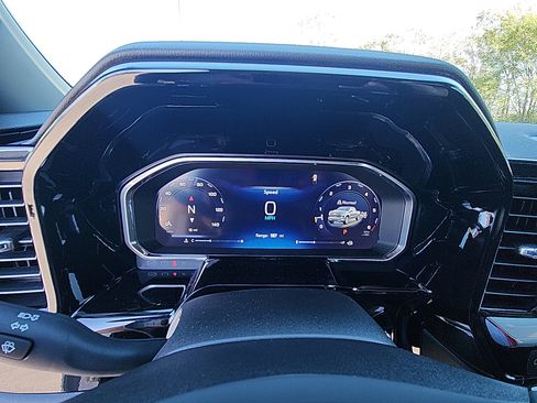New 2026 Chevrolet Silverado 1500 LT w/ Z71 Off-Road Package AWD/4WD image 18