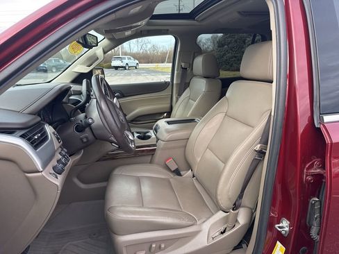 Used 2020 GMC Yukon SLT w/ Premium Edition image 14