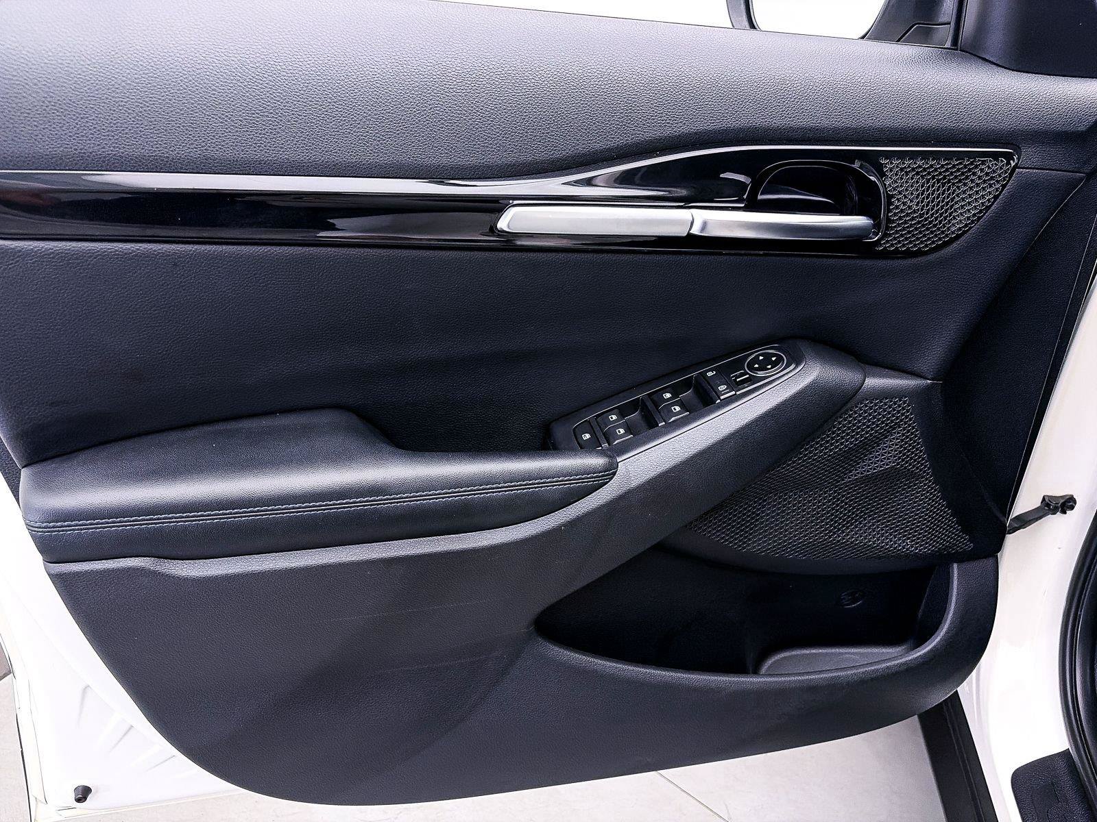 Used 2021 Kia Seltos S FWD image 18