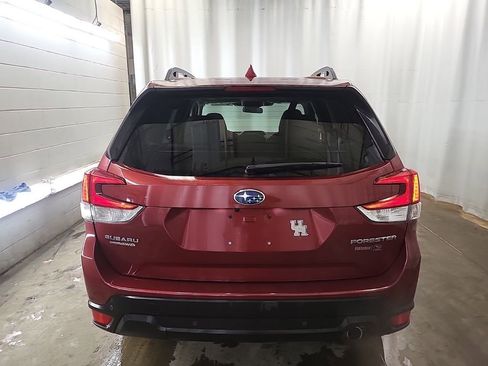 Used 2022 Subaru Forester Limited image 5