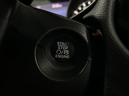 Used 2019 Jeep Compass Limited AWD/4WD image 15