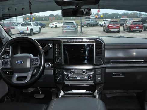 Used 2023 Ford F250 Lariat w/ Sport Appearance Package image 18