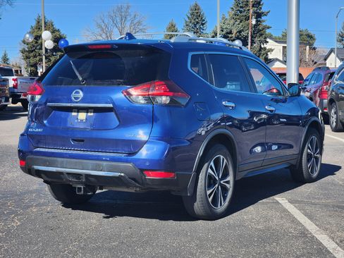 Used 2020 Nissan Rogue SV w/ Premium Package image 7