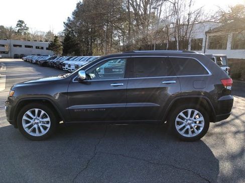 Used 2017 Jeep Grand Cherokee Limited image 6