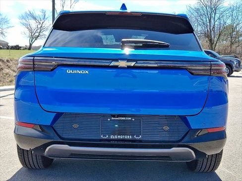 Used 2025 Chevrolet Equinox EV LT w/ Convenience Package image 23