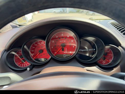 Used 2014 Porsche Cayenne GTS image 9