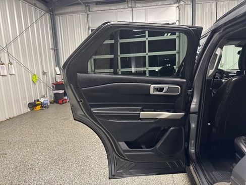 Used 2023 Ford Explorer XLT w/ Equipment Group 202A image 16
