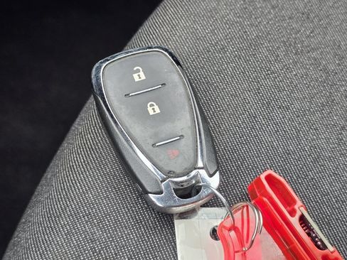 Used 2019 Chevrolet Equinox LT FWD image 31