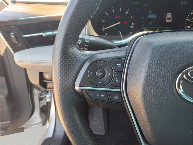 Used 2021 Toyota Avalon XLE AWD/4WD image 16