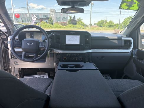 Certified 2025 Ford F250 XLT AWD/4WD image 14
