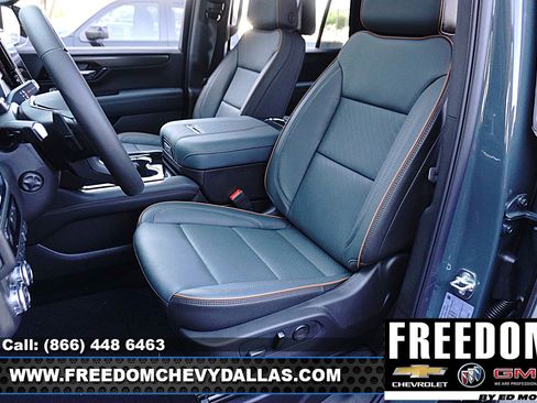 New 2026 GMC Yukon AT4 w/ AT4 Premium Plus Package image 13