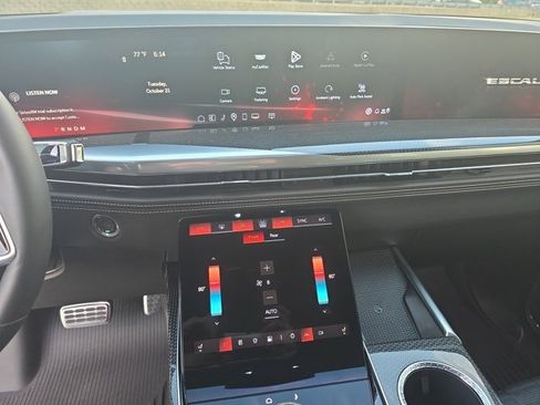 Used 2026 Cadillac Escalade V image 21