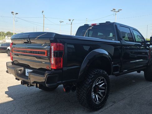 Used 2026 Ford F250 Lariat w/ Black Appearance Package AWD/4WD image 5