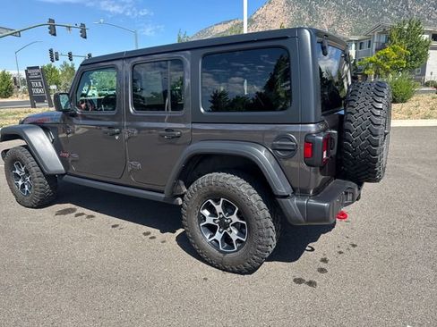 Used 2021 Jeep Wrangler Unlimited Rubicon w/ Cold Weather Group AWD/4WD image 5
