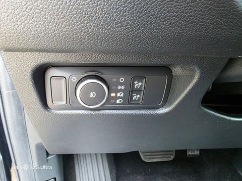 New 2025 Ford Ranger XL image 24