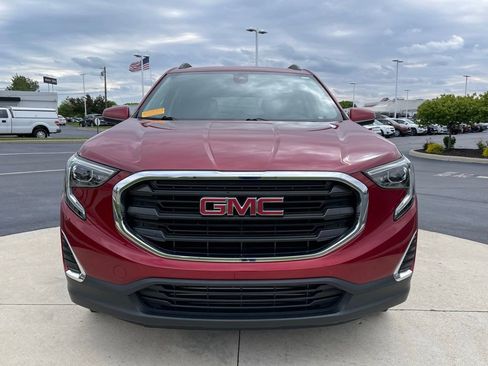 Used 2020 GMC Terrain SLE w/ Driver Convenience Package FWD image 2