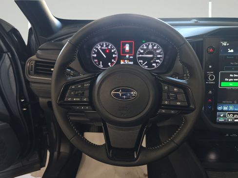 Used 2025 Subaru Forester Premium AWD/4WD image 14
