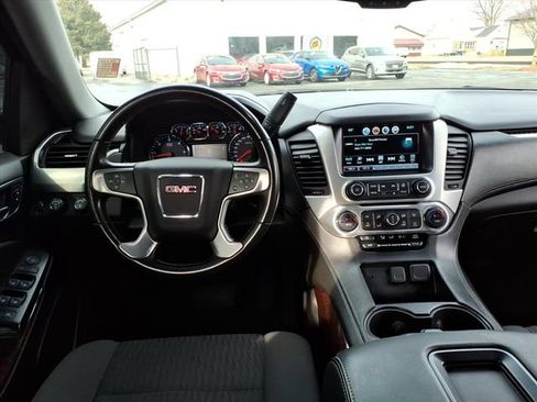 Used 2020 GMC Yukon SLE w/ SLE Value Package AWD/4WD image 22