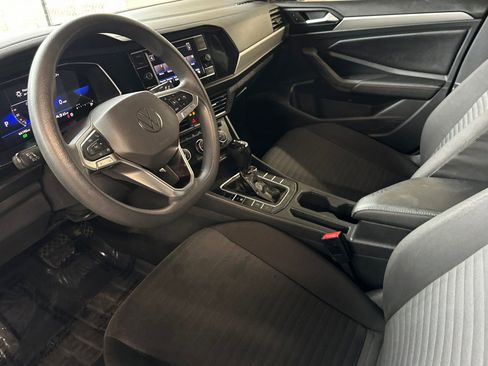 Used 2023 Volkswagen Jetta S image 10