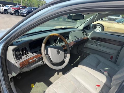 Used 2005 Mercury Grand Marquis LS image 8