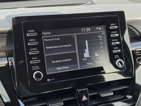 Used 2024 Toyota Camry SE FWD image 6