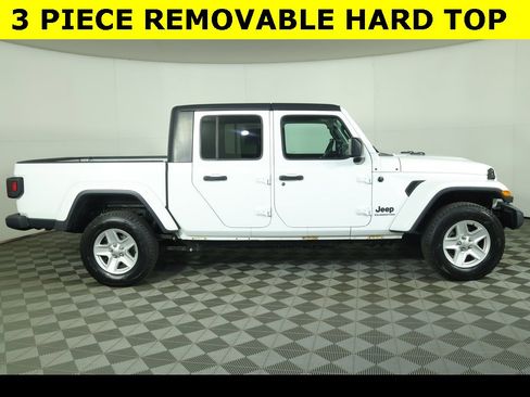 Used 2021 Jeep Gladiator Sport image 6