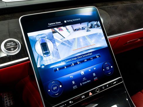 Used 2022 Mercedes-Benz S 580 4MATIC Sedan w/ AMG Line Package image 78