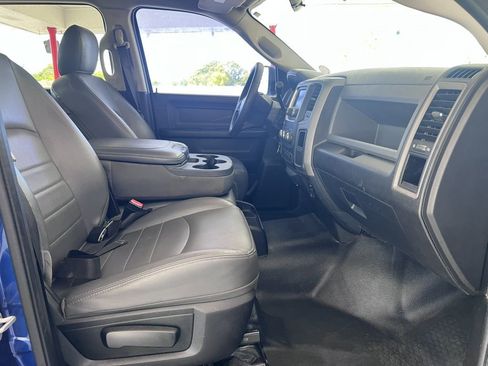 Used 2016 RAM 2500 Tradesman w/ Chrome Appearance Group image 21