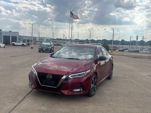 Used 2023 Nissan Sentra SR w/ SR Premium Package FWD image 8