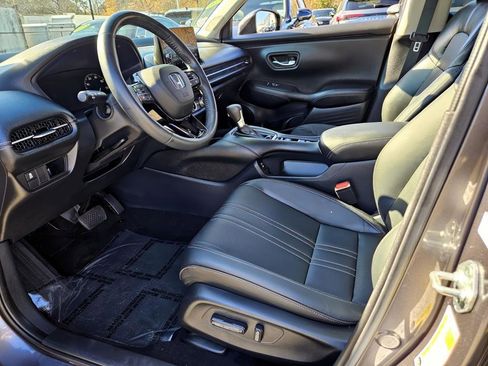 Used 2024 Honda HR-V EX-L image 7
