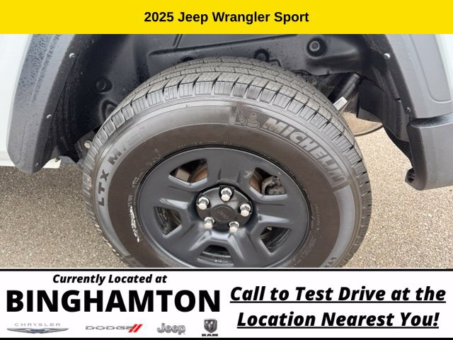 Used 2025 Jeep Wrangler Sport AWD/4WD image 20