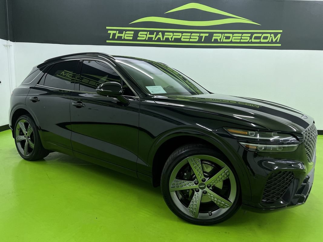 Used 2023 Genesis GV70 3.5T Sport w/ Sport Prestige Package AWD/4WD image 1