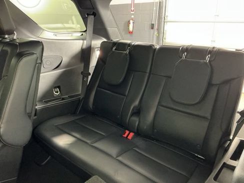 Used 2025 Ford Explorer ST w/ Sun And Sound Package AWD/4WD image 31