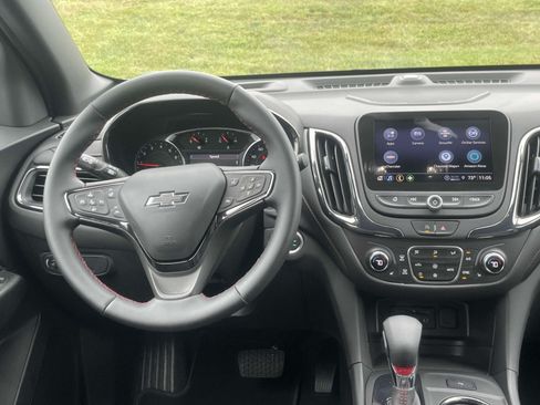 Used 2024 Chevrolet Equinox RS w/ RS Leather Package FWD image 14