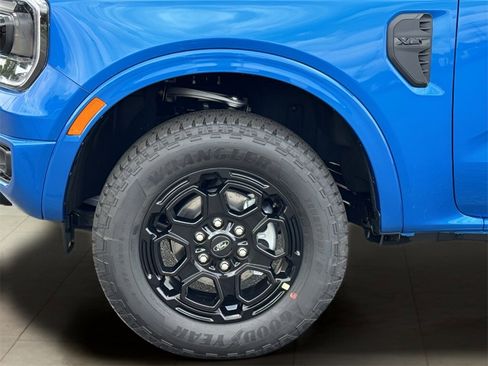 New 2025 Ford Ranger XLT w/ Equipment Group 301A High image 38