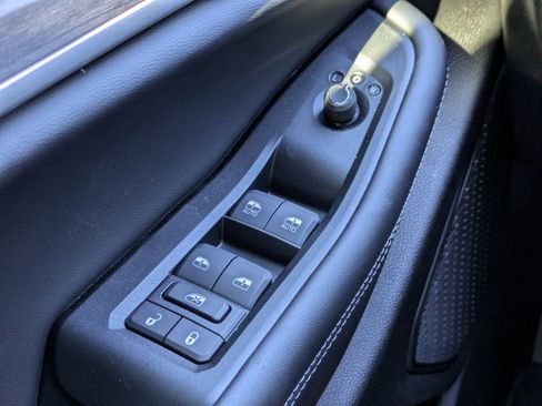 New 2025 Jeep Grand Cherokee Limited image 27