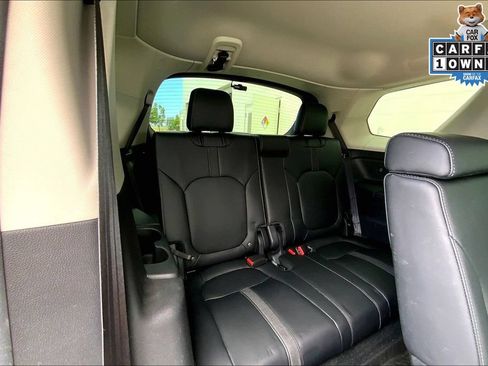 Used 2025 Honda Pilot EX-L image 28