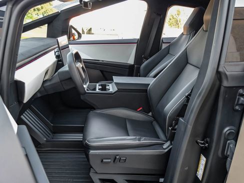 Used 2024 Tesla Cybertruck Cyberbeast image 3