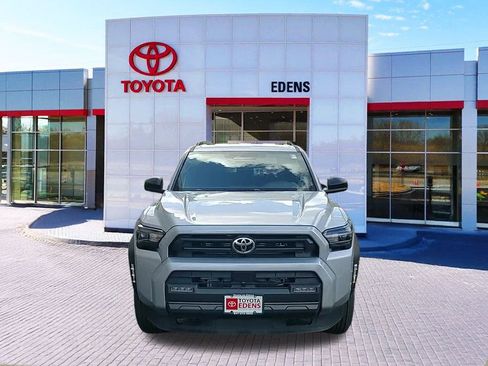New 2025 Toyota 4Runner SR5 image 9