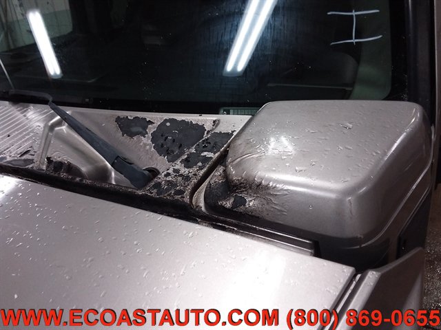 Used 2004 HUMMER H2 w/ Preferred Equipment Group AWD/4WD image 22